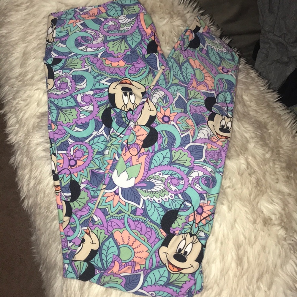 LULAROE PAISLEY LEGGINGS
